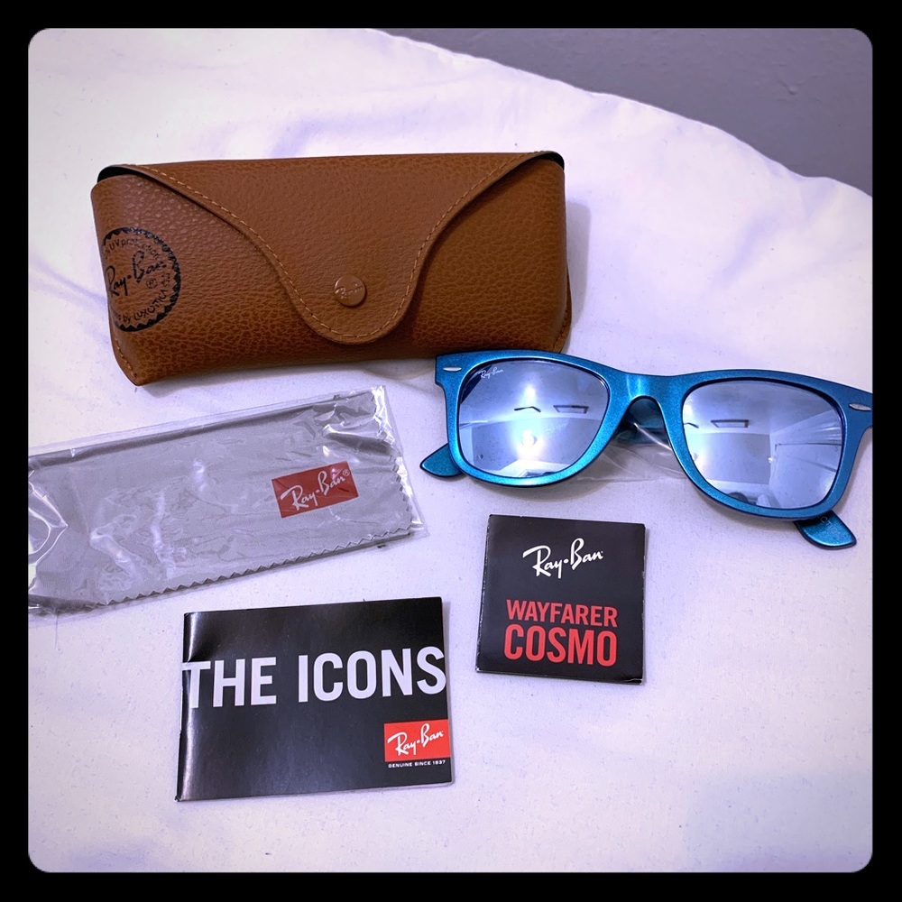 Ray-Ban Wayfarer Cosmo Sunglesses